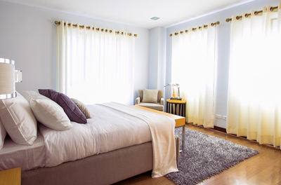 curtain-making-upholstery,-bespoke-bedding